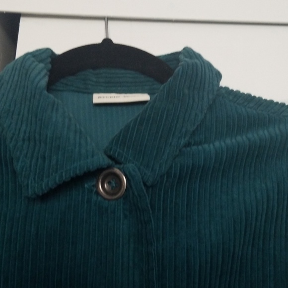 Jacket - Picture 2 of 3